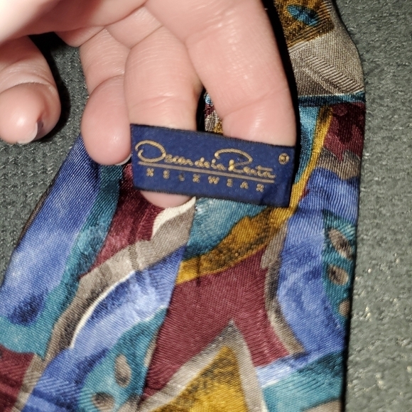 Patterned Red, Blue, Gold Tie - NEW - Picture 5 of 7